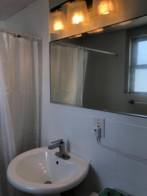 Harding Miami Beach Apartments image 6